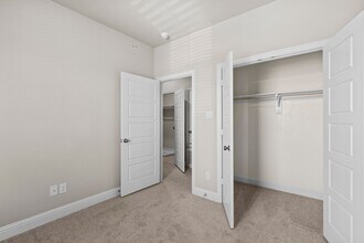 2065 Layla Dr in Waxahachie, TX - Building Photo - Building Photo