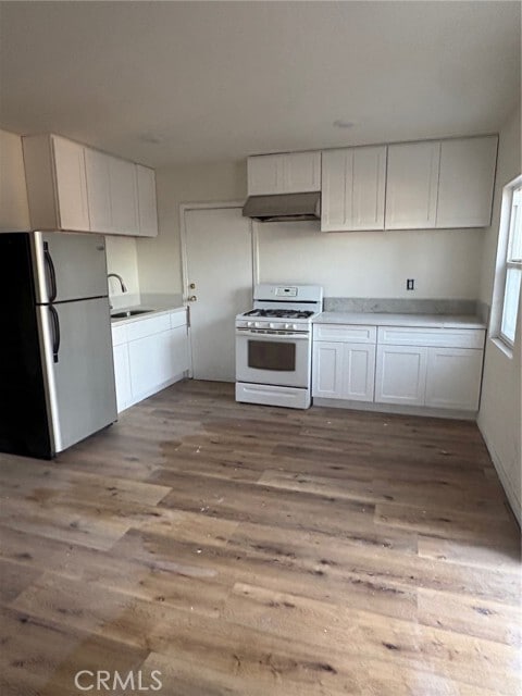 10206 S Vermont Ave in Los Angeles, CA - Building Photo - Building Photo