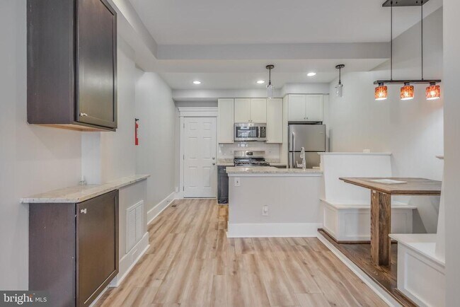 property at 635 20th St NE