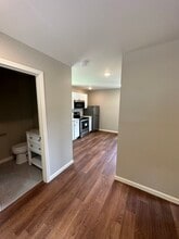 213 Jefferson St in Pikeville, KY - Building Photo - Building Photo