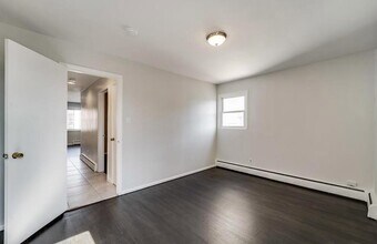 194 Hancock Ave in Jersey City, NJ - Building Photo - Building Photo