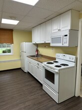 1675 Old Nelson Rd in Ball Ground, GA - Foto de edificio - Building Photo