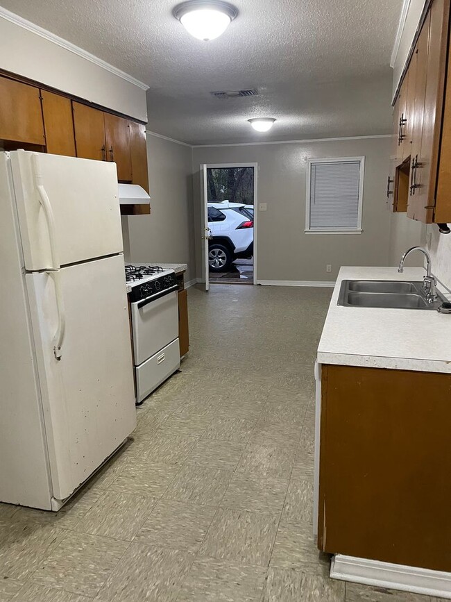 705 E California Ave in Ruston, LA - Building Photo - Building Photo