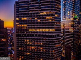 210 W Rittenhouse Square in Philadelphia, PA - Building Photo