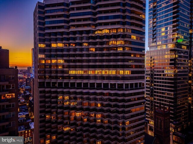 property at 210 W Rittenhouse Square