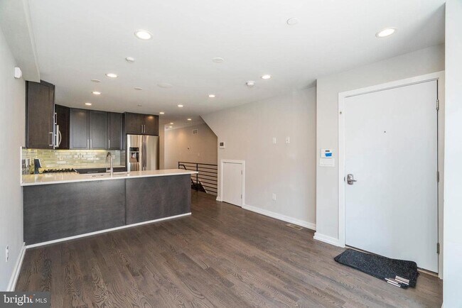 property at 1436 Clymer St