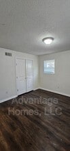 702 N 70th St in Kansas City, KS - Building Photo - Building Photo