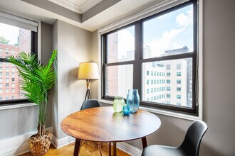 141 E 33rd St in New York, NY - Foto de edificio - Building Photo