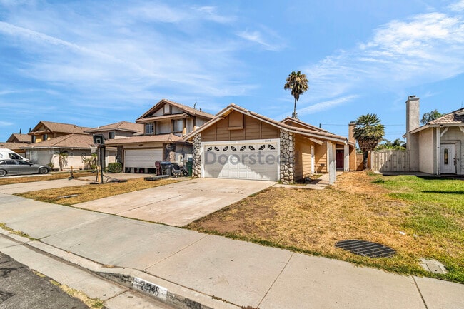 24148 Poppystone Dr in Moreno Valley, CA - Foto de edificio - Building Photo