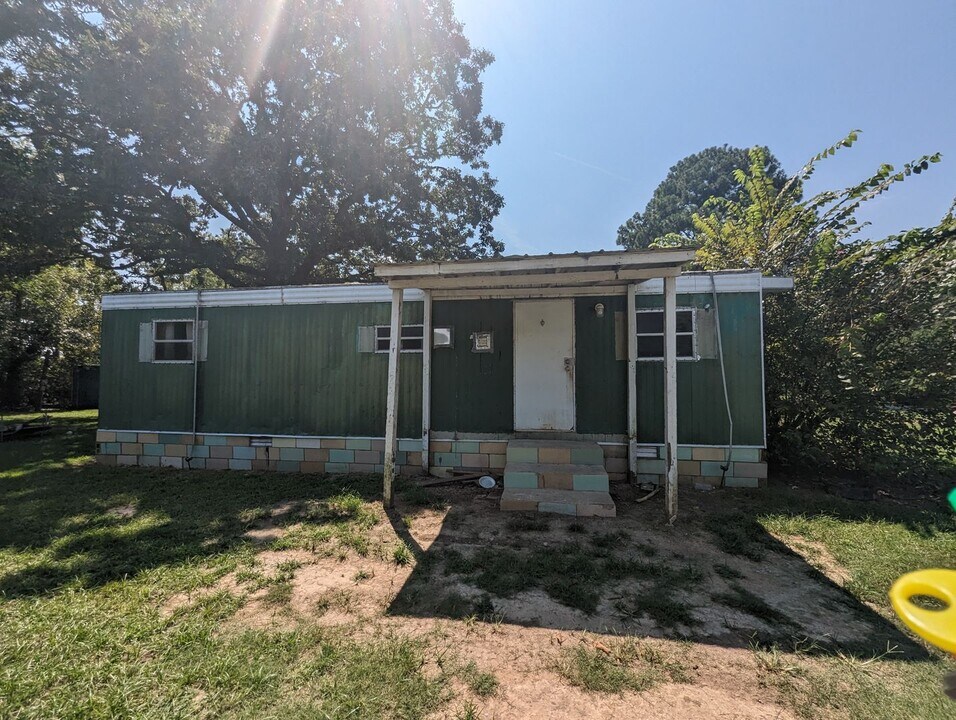 507 Ferrell St in Batesville, AR - Building Photo