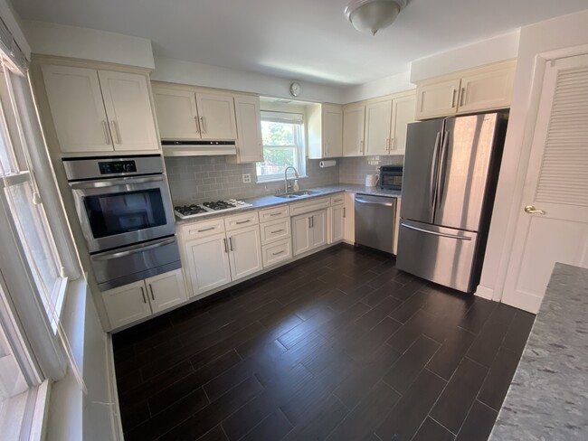 property at 6538 N Northwest Hwy
