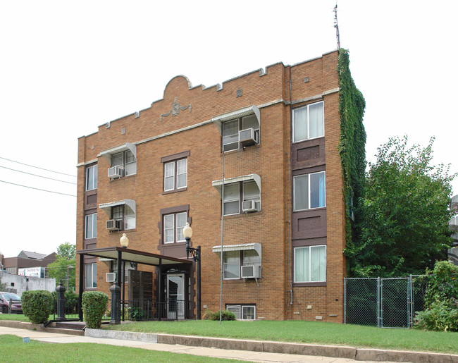 919 SW Tyler St in Topeka, KS - Building Photo - Building Photo