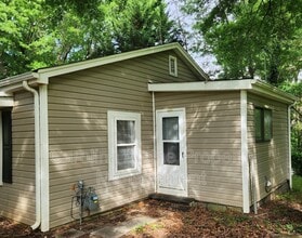 1603 Hollyleaf Ave in Gastonia, NC - Building Photo - Building Photo