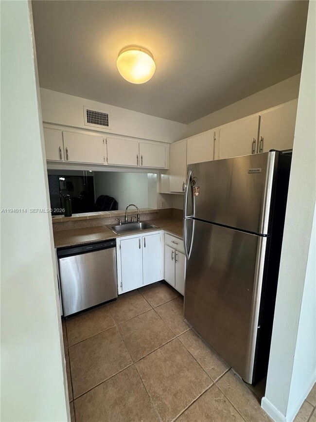 property at 5595 Courtyard Dr