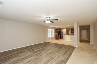 10501 Winding Passage Way in Fort Worth, TX - Building Photo - Building Photo