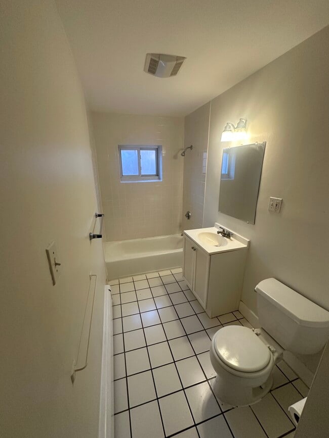 61 Selkirk Rd in Boston, MA - Building Photo - Building Photo