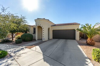 22677 E Desert Spoon Dr in Queen Creek, AZ - Building Photo - Building Photo