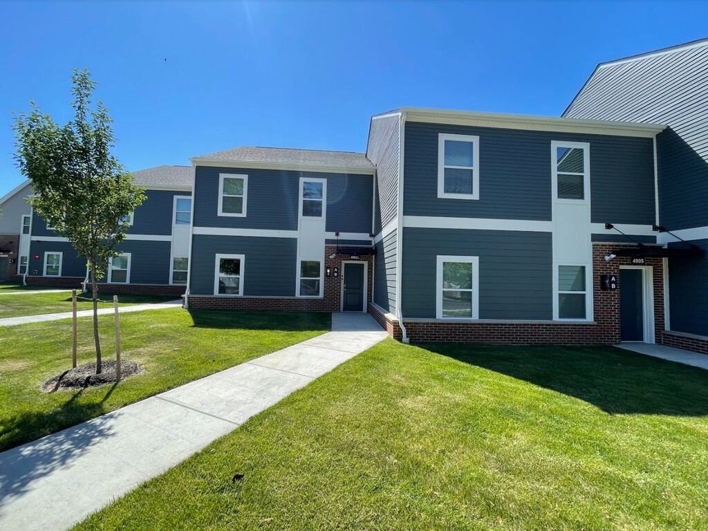 Hamilton Row Apartments in Baltimore, MD