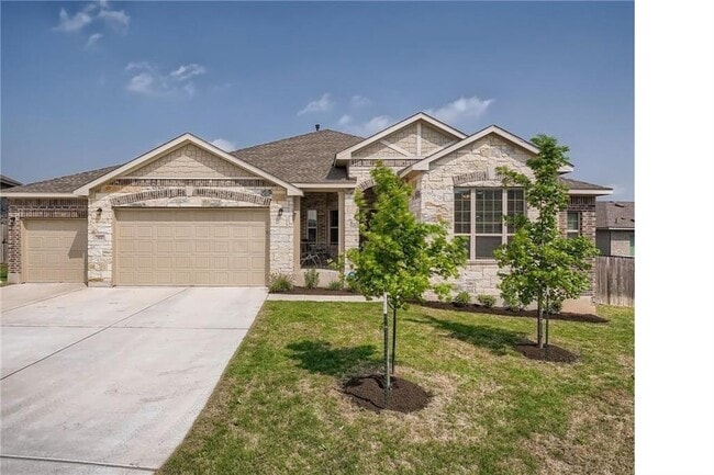 property at 112 Foxroll Cv