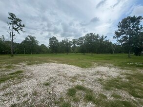 4773 Lord Rd in Crosby, TX - Building Photo - Building Photo