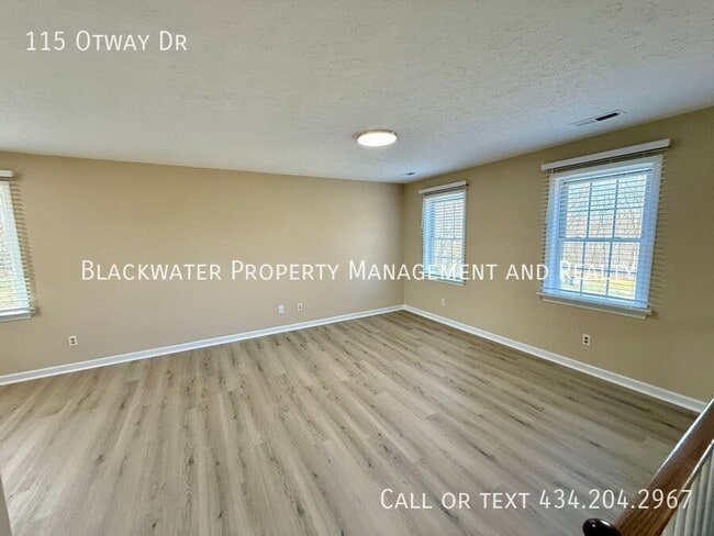 115 Otway Dr in Madison Heights, VA - Building Photo - Building Photo