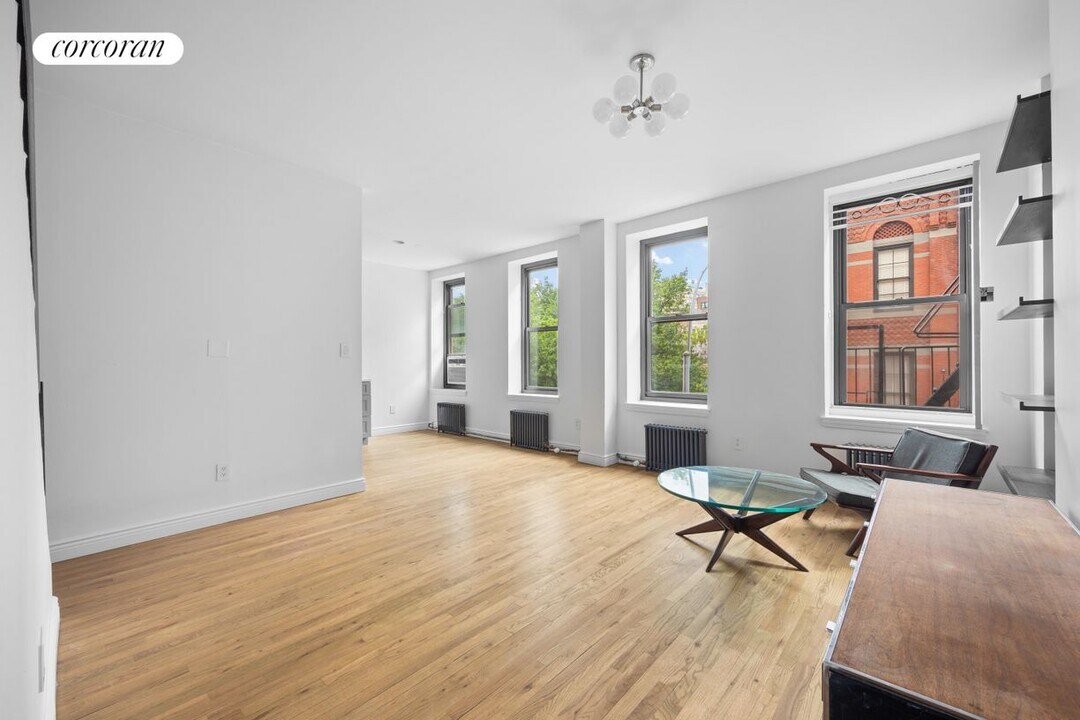 14 Prince St in New York, NY - Building Photo