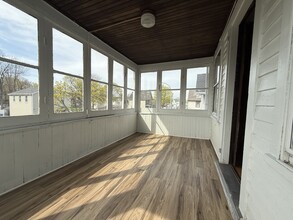 318 Scio St, Unit #1 in Rochester, NY - Foto de edificio - Building Photo