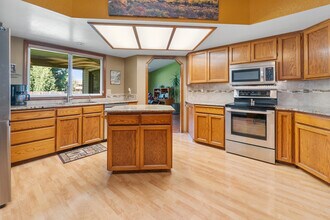 10490 W Wildrose Ct in Boise, ID - Building Photo - Building Photo