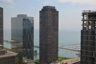 400 E Ohio St in Chicago, IL - Foto de edificio - Building Photo