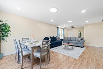 409 66th St in West New York, NJ - Building Photo - Building Photo