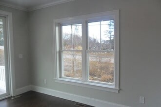 89 E Main St in Hopkinton, MA - Building Photo - Building Photo