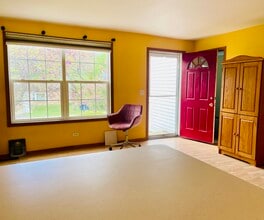 36936 N Helen Dr in Lake Villa, IL - Building Photo - Building Photo