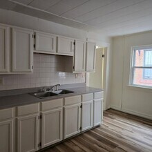515 Central Ave, Unit 5 in Dover, NH - Building Photo - Building Photo