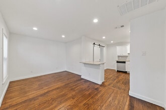 3233 Merida Ave in Fort Worth, TX - Building Photo - Building Photo