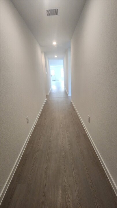 9238 Coral Trout Wy in Baytown, TX - Foto de edificio