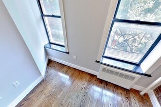 420 E 9th St in New York, NY - Building Photo - Building Photo