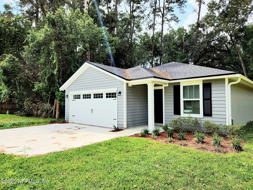 3570 Bedford Rd in Jacksonville, FL - Building Photo