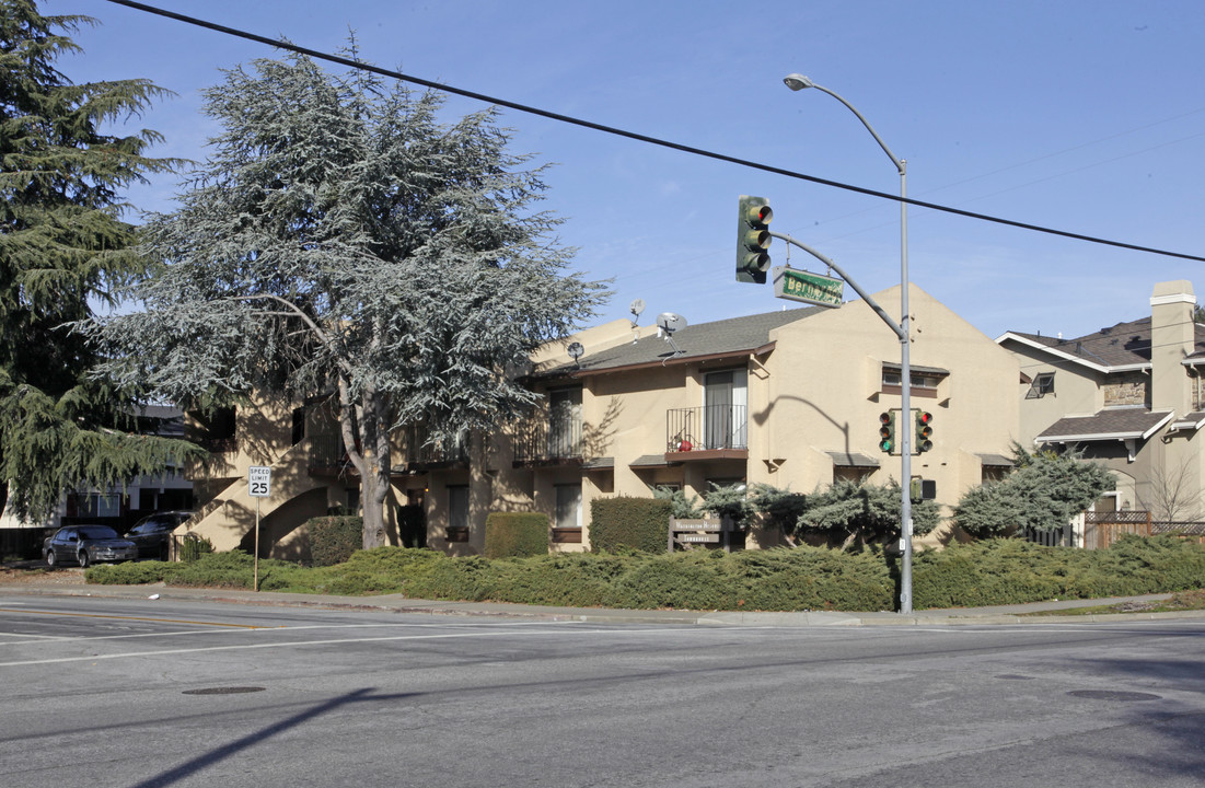 1209 Washington Ave in Sunnyvale, CA - Building Photo