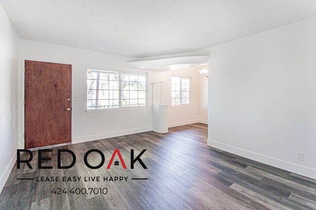 property at 901 Centinela Ave