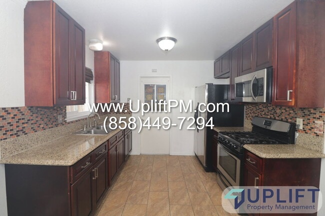 property at 616 Meadowbrook Dr