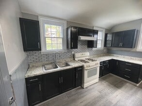 1044 Delaware Ave in Glassport, PA - Building Photo - Building Photo