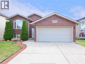 4578 Sassafras Ave in Windsor, ON - Building Photo