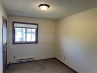 849 Kari Dr in Eau Claire, WI - Building Photo - Building Photo