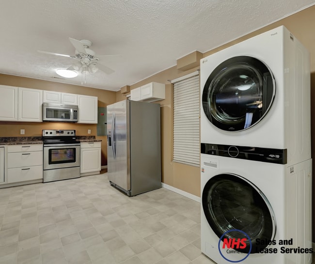 1324 Main Ave, Unit 1322 Main Ave