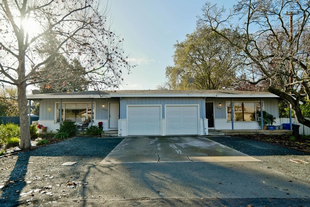 Chestnut Duplex in Concord, CA - Building Photo