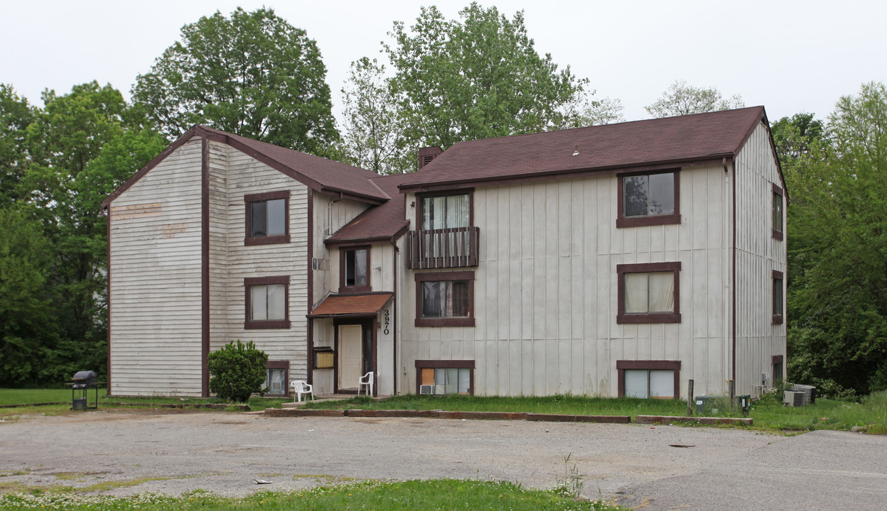 3970 Piccadilly Cir in Cincinnati, OH - Foto de edificio