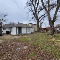 6810 Bleker St photo'