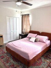 740 SW 7th St in Miami, FL - Building Photo - Building Photo