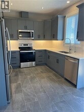 153 Dunnigan Dr in Kitchener, ON - Building Photo - Building Photo