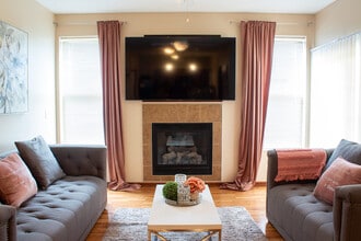 Tradition Pointe in Ankeny, IA - Foto de edificio - Building Photo